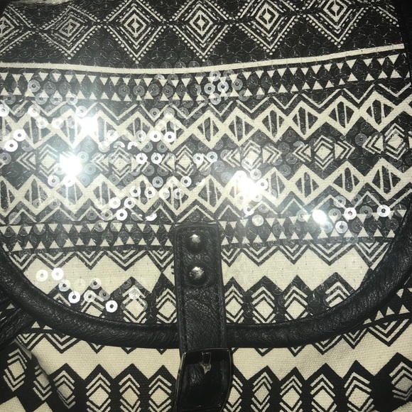 Backpack - Picture 4 of 7